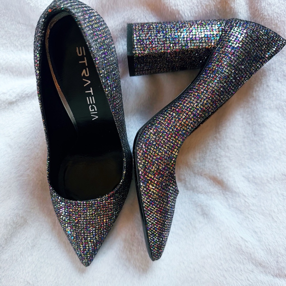 STRATEGIA Multicolor Glitter Block Heel Pumps EUC